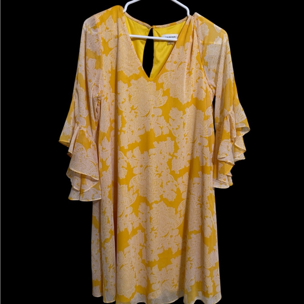 O63 Calvin Klein Yellow Floral Long Sleeve Dress